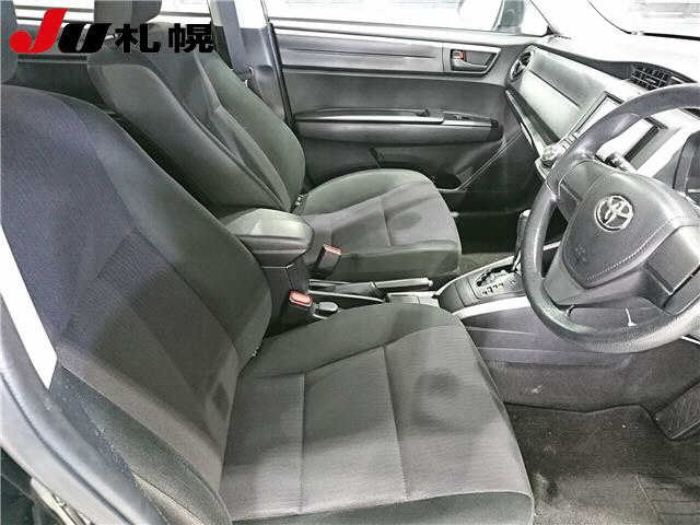 TOYOTA COROLLA FIELDER 2019