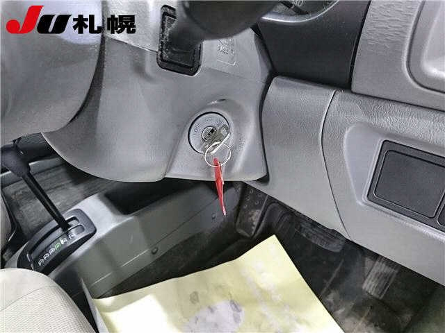 MITSUBISHI MINICA 2011