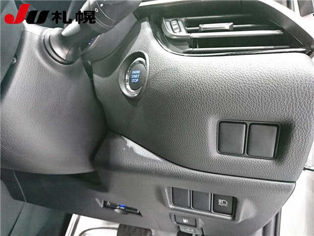 TOYOTA C-HR 2017