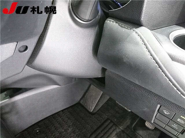 TOYOTA NOAH 2022