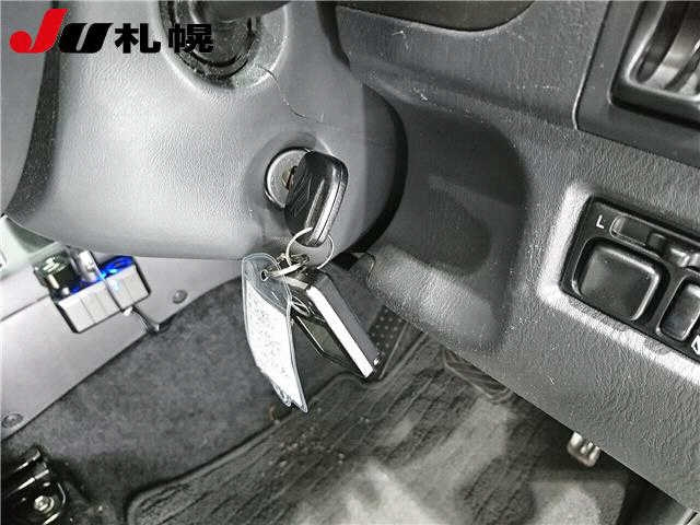 SUZUKI JIMNY 2009