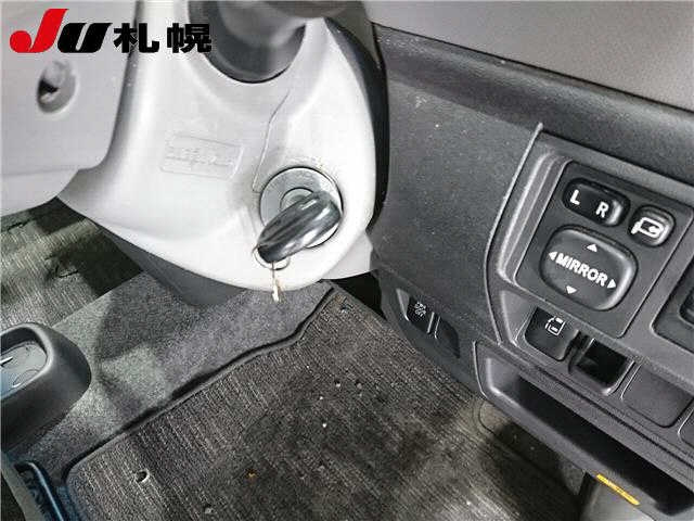 TOYOTA SIENTA 2010