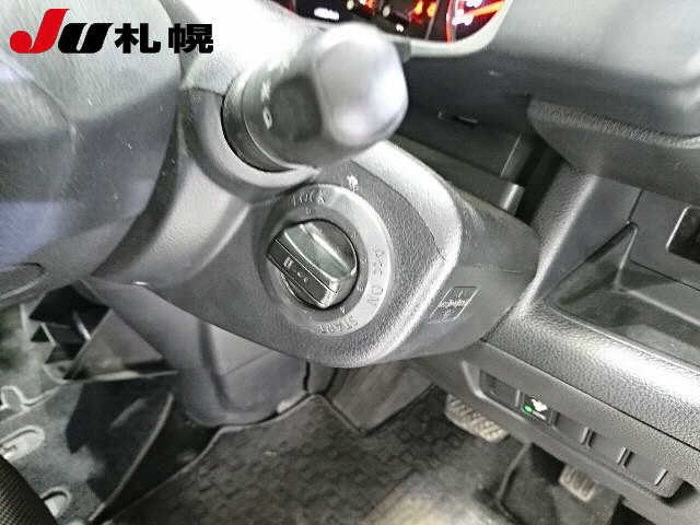 NISSAN SERENA 2009