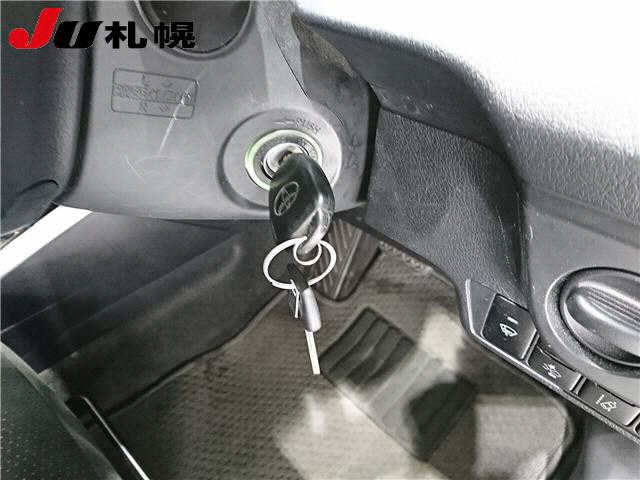 TOYOTA COROLLA FIELDER 2017