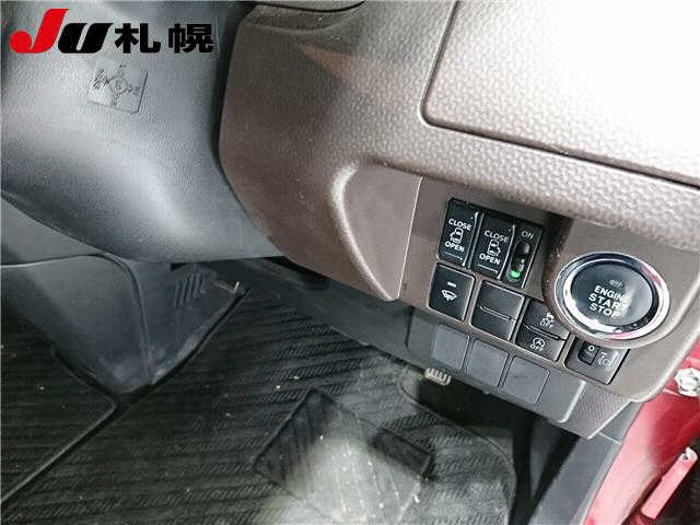 TOYOTA TANK 2018