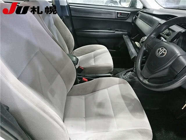 TOYOTA COROLLA AXIO 2016