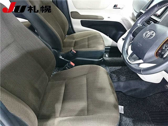 TOYOTA SIENTA 2016
