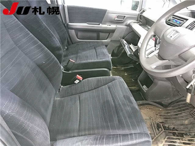 HONDA STEP WAGON 2012