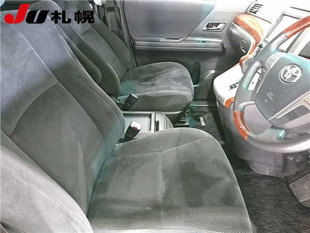 TOYOTA VELLFIRE 2009