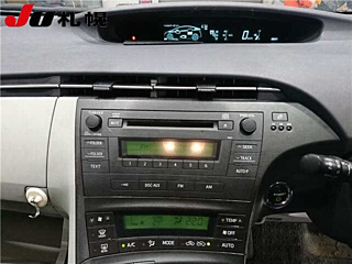 TOYOTA PRIUS 2010
