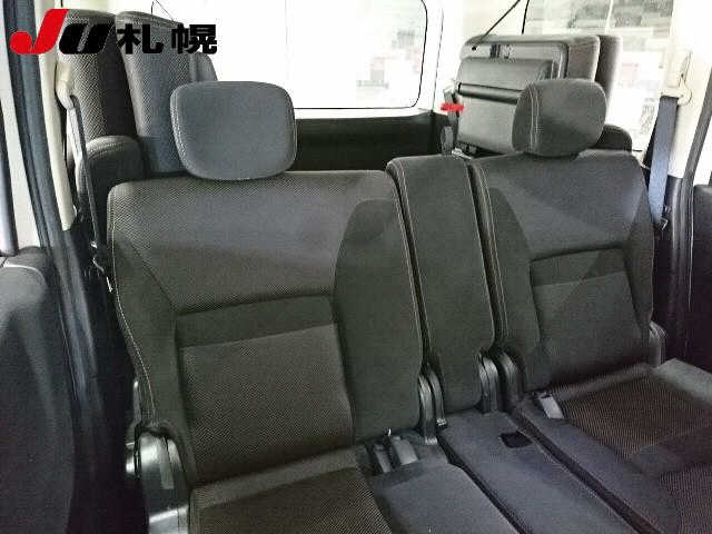 NISSAN SERENA 2009