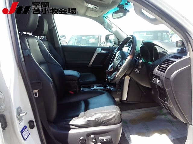 TOYOTA LAND CRUISER PRADO 2010