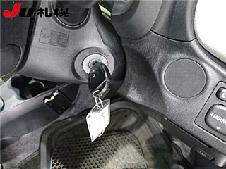 TOYOTA VITZ 2011