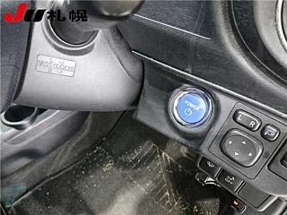TOYOTA AQUA 2014