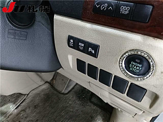 TOYOTA VELLFIRE 2010