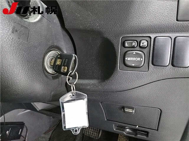 TOYOTA BB 2010