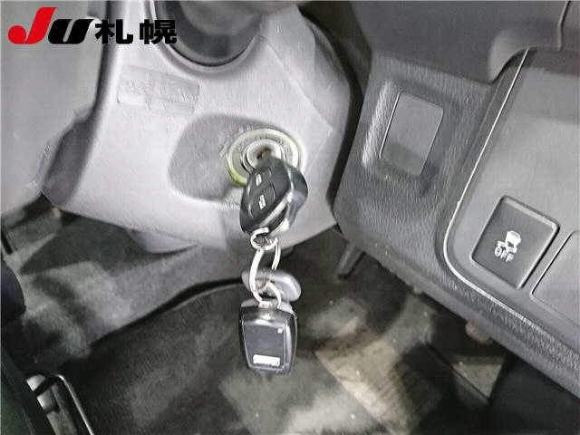 TOYOTA WISH 2011