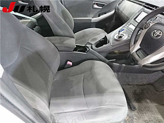 TOYOTA PRIUS 2010