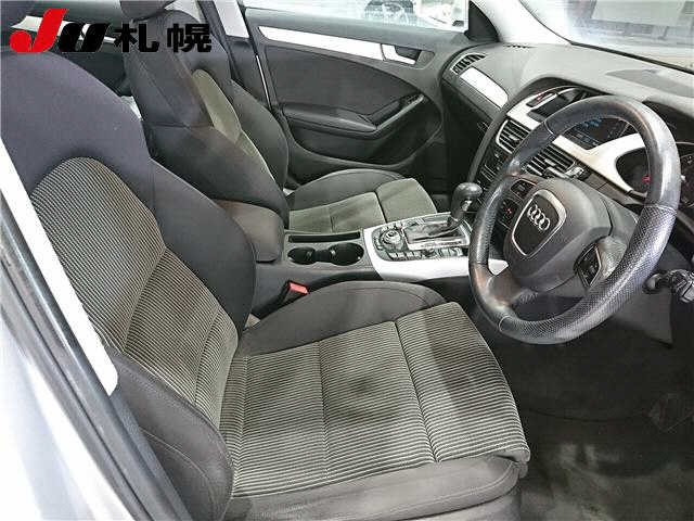 AUDI A4 2008