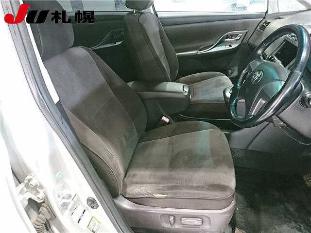 TOYOTA MARK X ZIO 2008