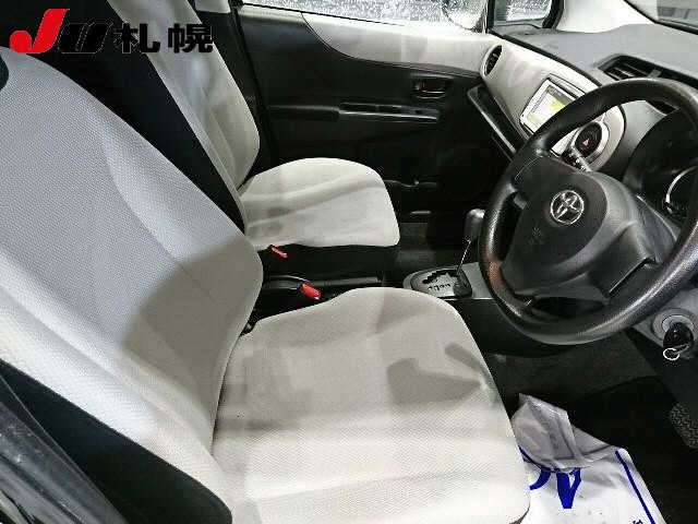 TOYOTA VITZ 2014