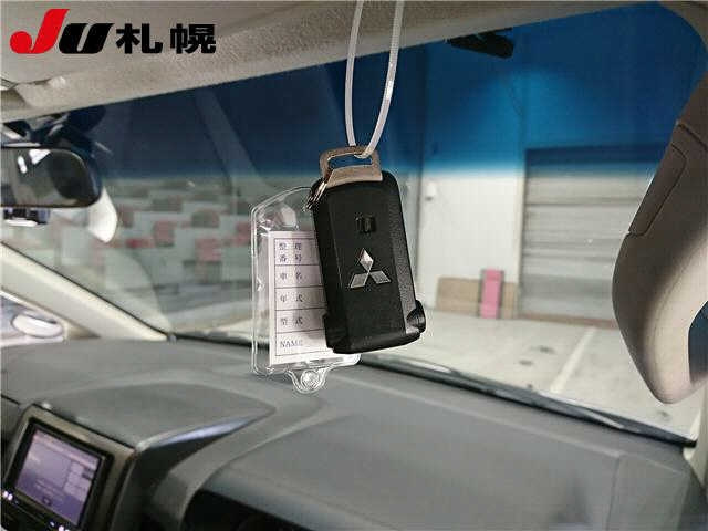 MITSUBISHI DELICA D5 2014