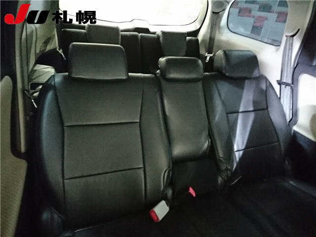 TOYOTA WISH 2010