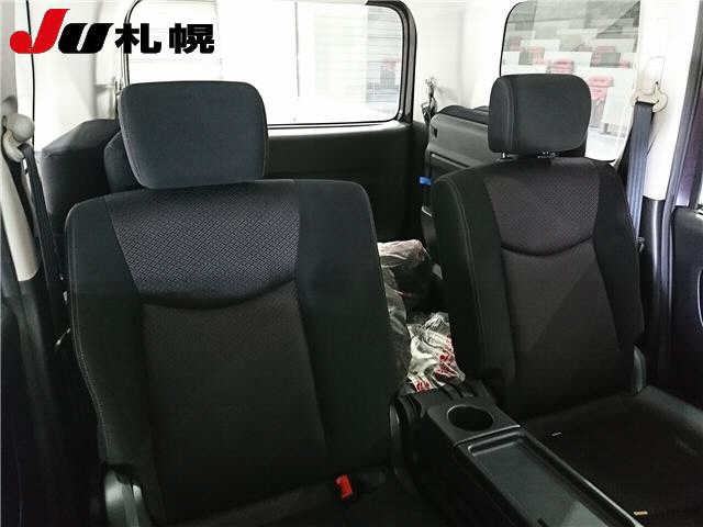 NISSAN SERENA 2011