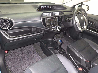 TOYOTA AQUA 2015