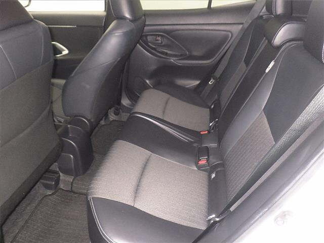 TOYOTA YARIS CROSS 2023