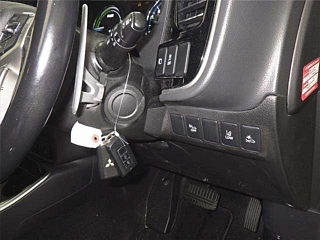 MITSUBISHI OUTLANDER PHEV 2017