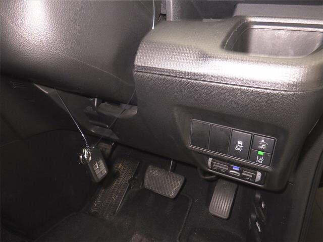 HONDA STEP WAGON 2016