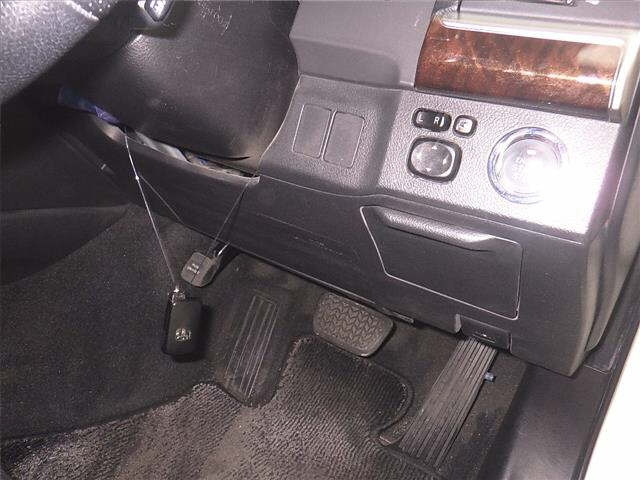TOYOTA MARK X 2017