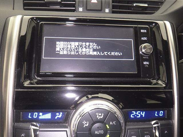 TOYOTA MARK X 2017