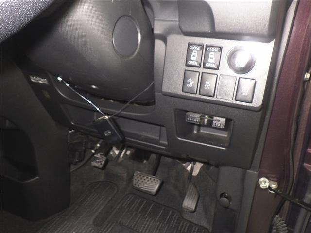 DAIHATSU WAKE 2015