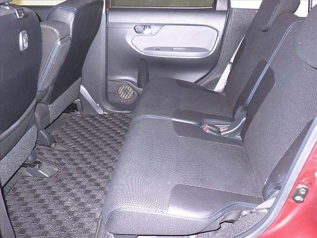 DAIHATSU MOVE 2015