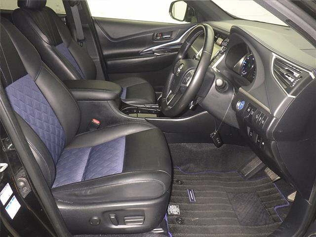 TOYOTA HARRIER 2019