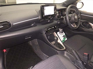 TOYOTA YARIS 2020