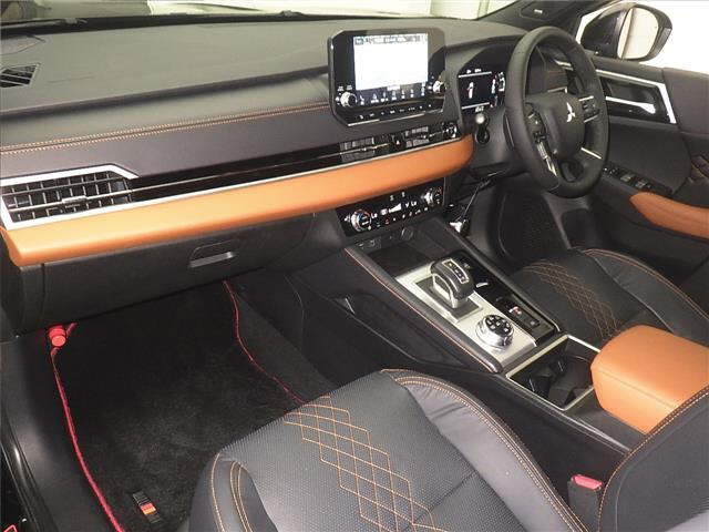 MITSUBISHI OUTLANDER PHEV 2022