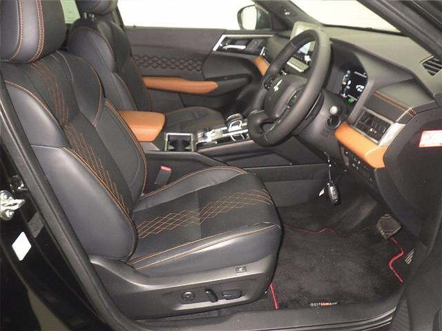 MITSUBISHI OUTLANDER PHEV 2022