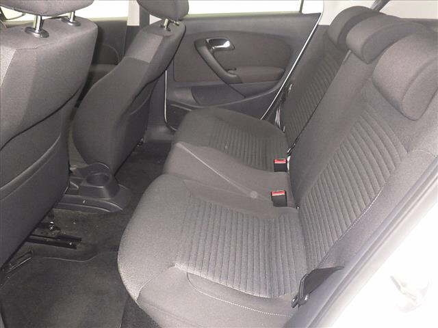 VOLKSWAGEN POLO 2012