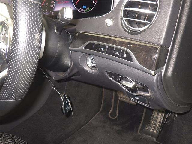 MERCEDES BENZ S CLASS 2020