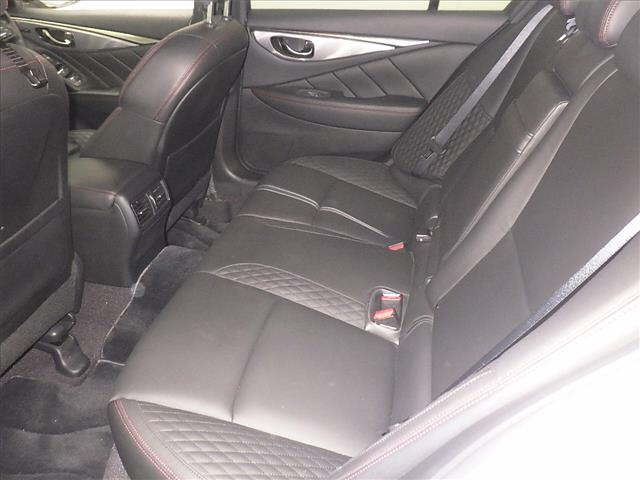 NISSAN SKYLINE 2019