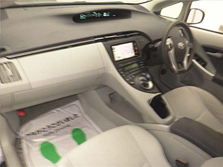 TOYOTA PRIUS 2011