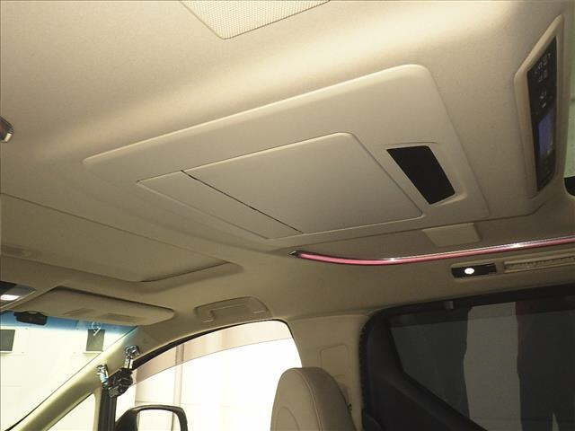 TOYOTA VELLFIRE 2016