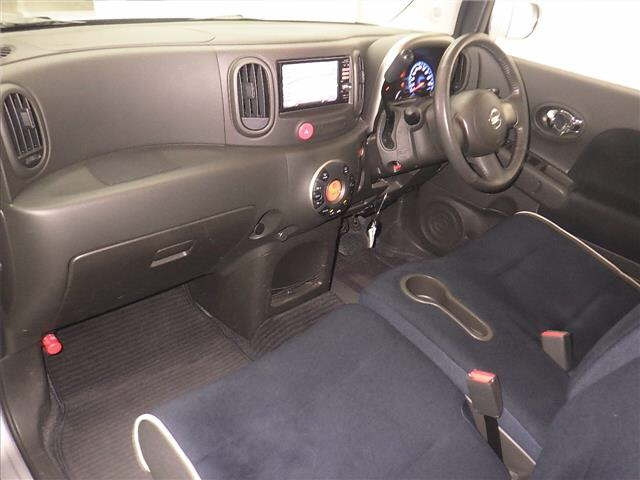 NISSAN CUBE 2012