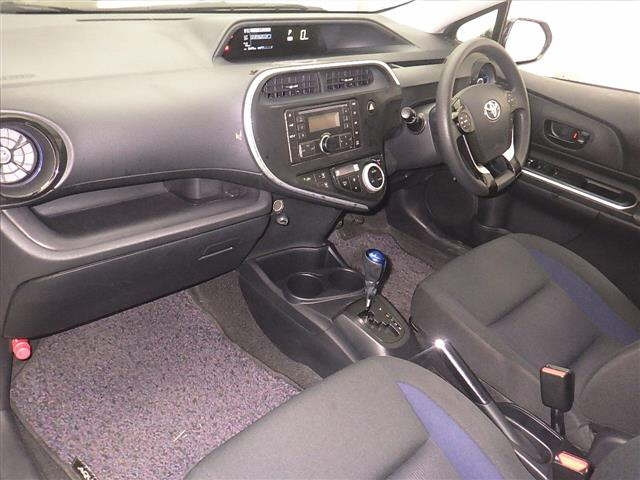 TOYOTA AQUA 2020