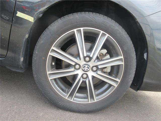 TOYOTA COROLLA FIELDER 2015