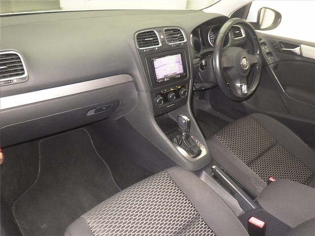 VOLKSWAGEN GOLF 2012