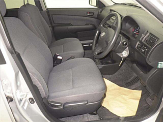 TOYOTA SUCCEED 2009